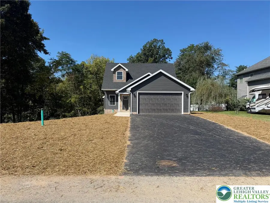 801 Dickeys Drive, Hamilton, PA 17202 - #2