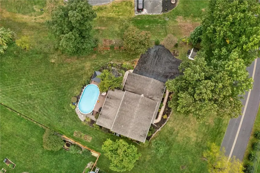 6528 Walnut Lane, Upper Saucon, PA 18036 - #3