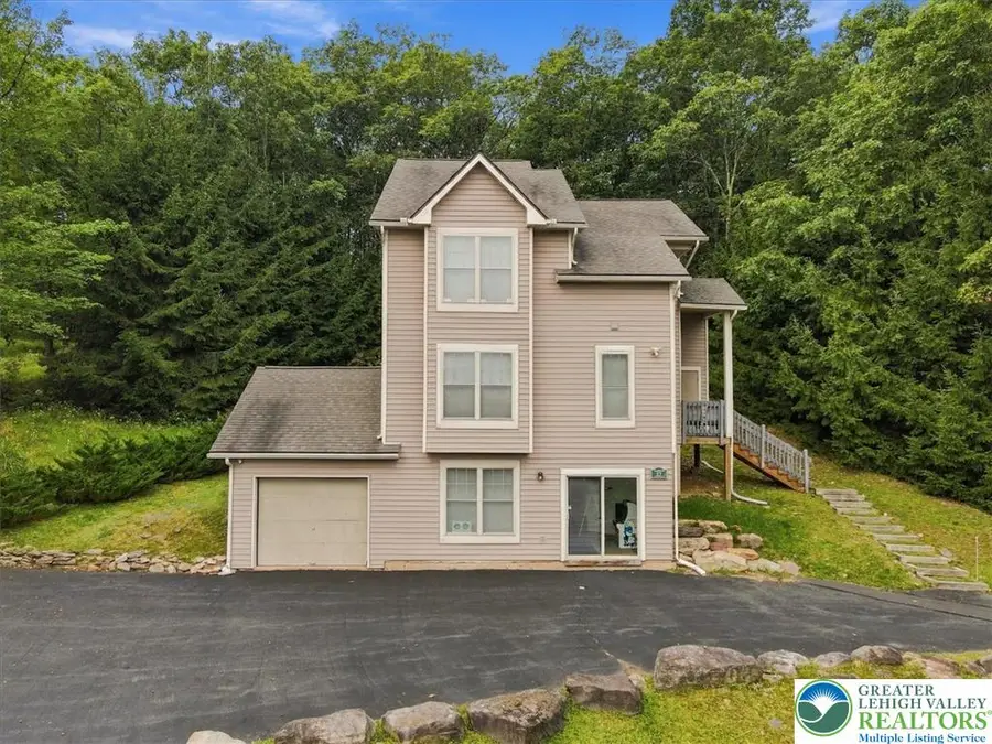 2231 Camelback Drive, Tannersville, PA 18372 - #3