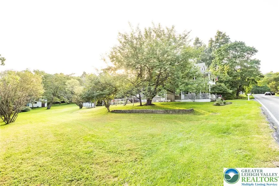 1114 Fox Gap Road, Upper Mount Bethel, PA 18013 - #3
