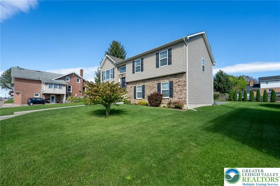 534 Seip Avenue, Nazareth, PA 18064 - #3