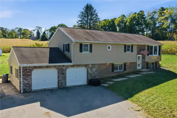 36 Hertzog School Road, Rockland Twp, PA 19539