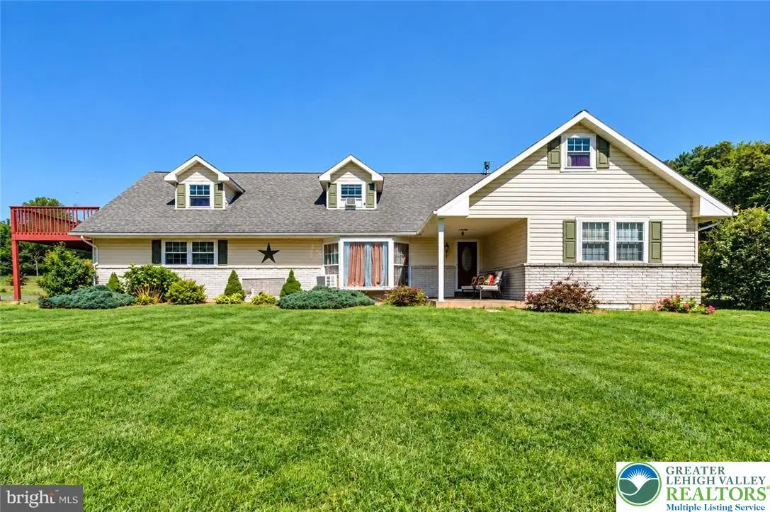 2415 Stagecoach Road W, Towamensing, PA 18071 - #1