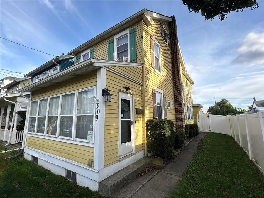 309 Mulberry Street, Catasauqua, PA 18032 - #2