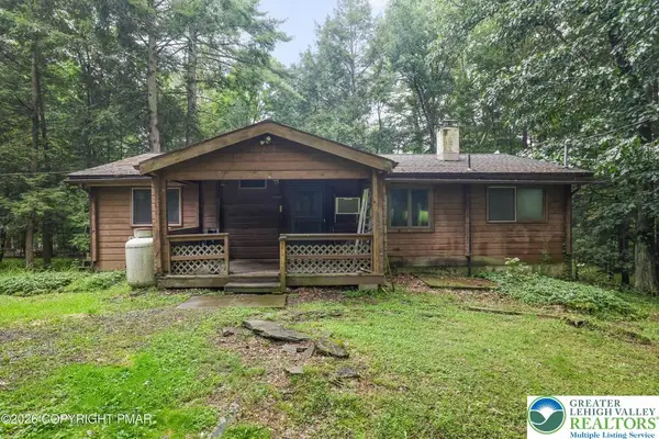 135 Sportsmen Drive, Price Twp, PA 18326