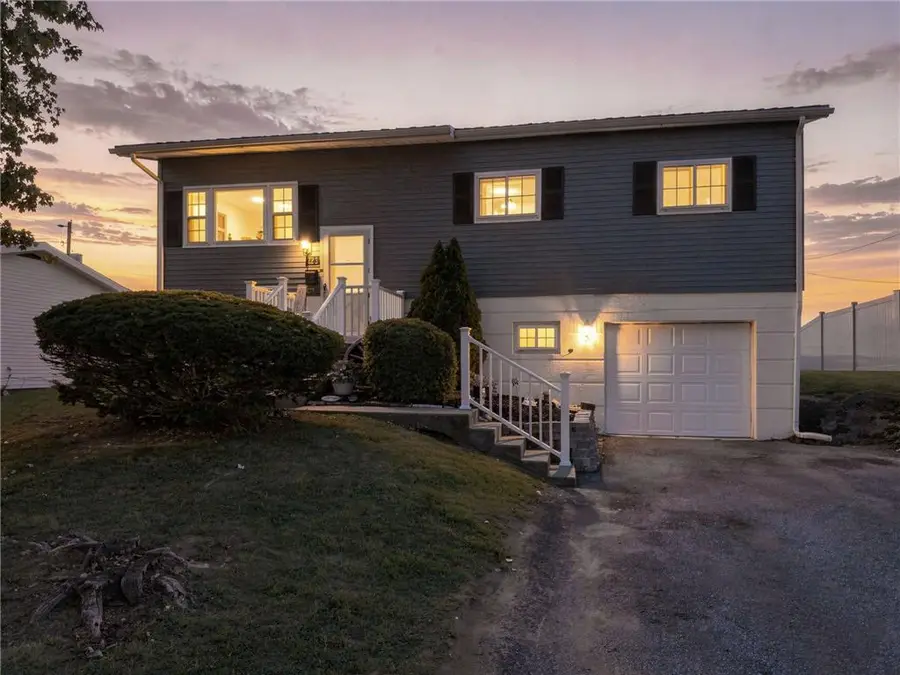 723 Circle Drive, Catasauqua, PA 18032 - #2