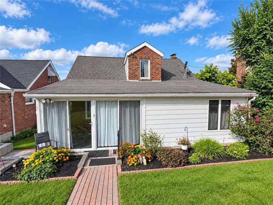 251 N 11th Street, Lehighton, PA 18235 - #3