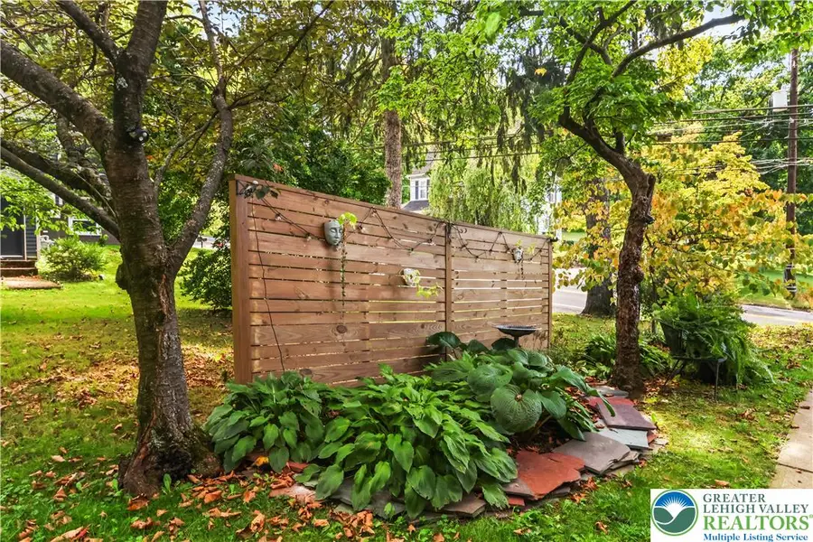 2223 Hackett Avenue, Easton, PA 18045 - #2