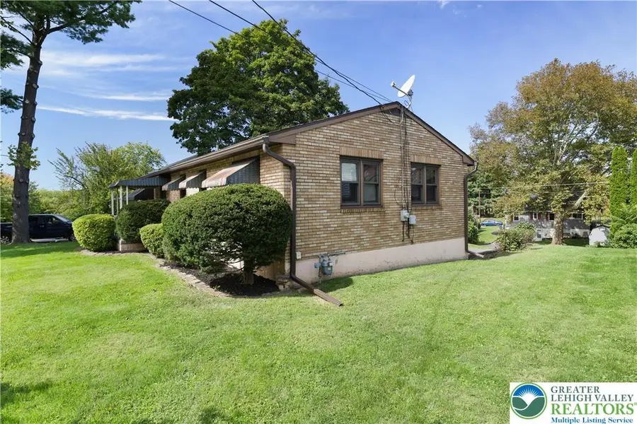 1539 Spring Garden Street, Wilson, PA 18042 - #3