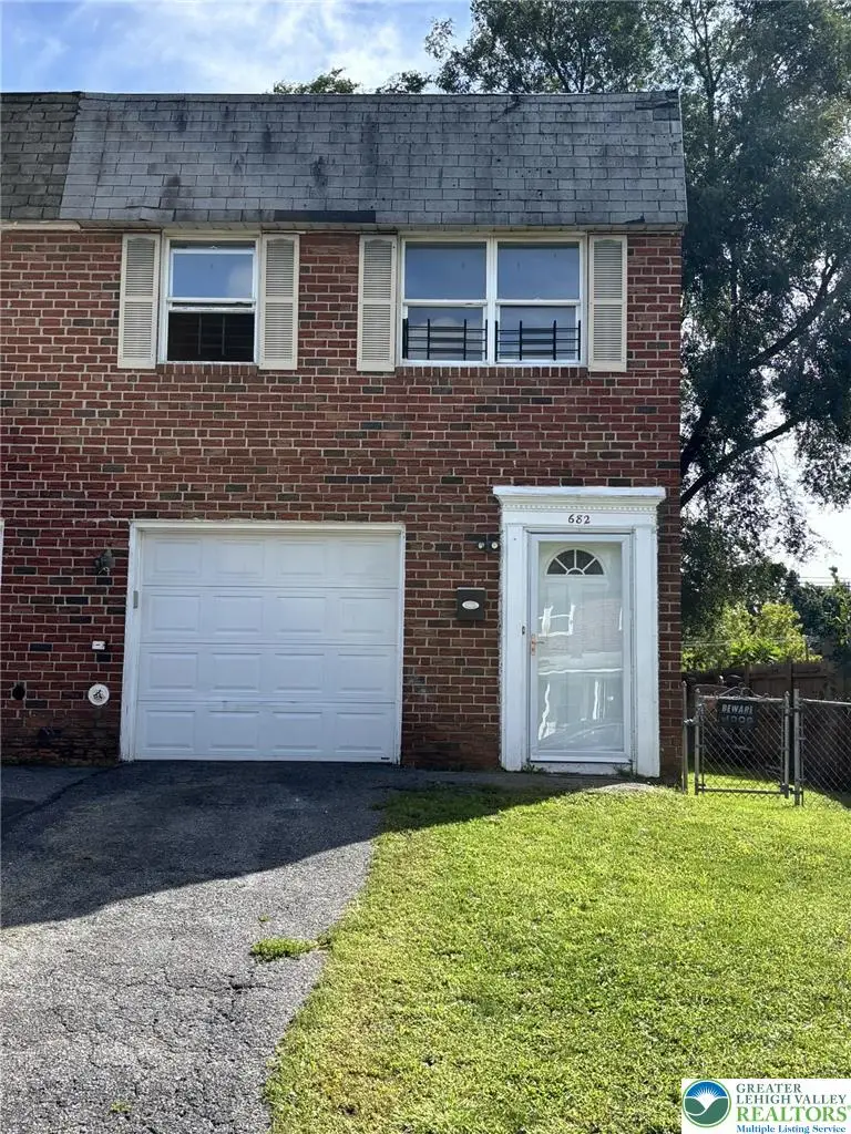 682 W Brookdale Street, Allentown, PA 18103 - #1