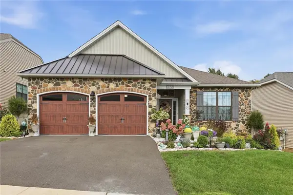 3520 Gentlewind Way, Emmaus Boro, PA 18049