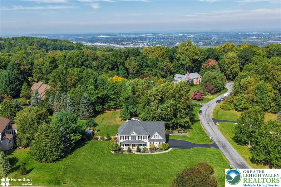 5184 Antler Circle, Upper Milford, PA 18049 - #3