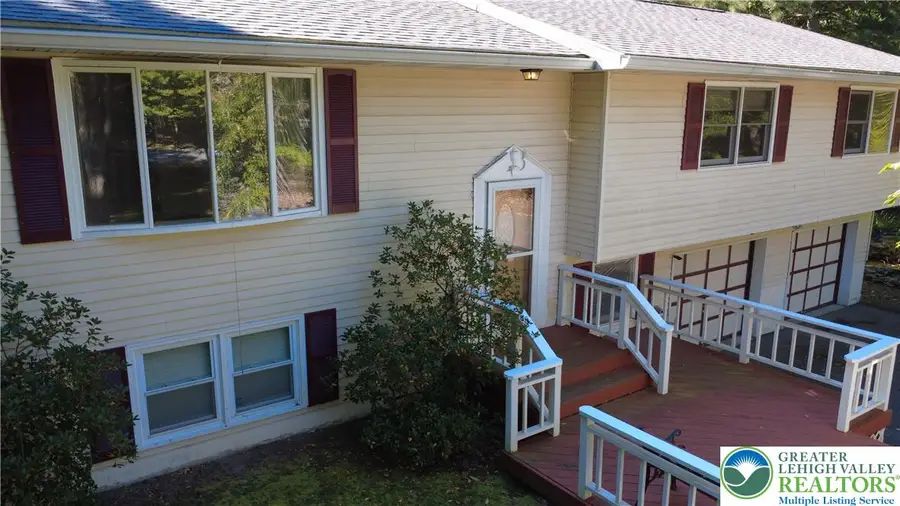 224 Tree Top Terrace, Chestnuthill, PA 18360 - #2