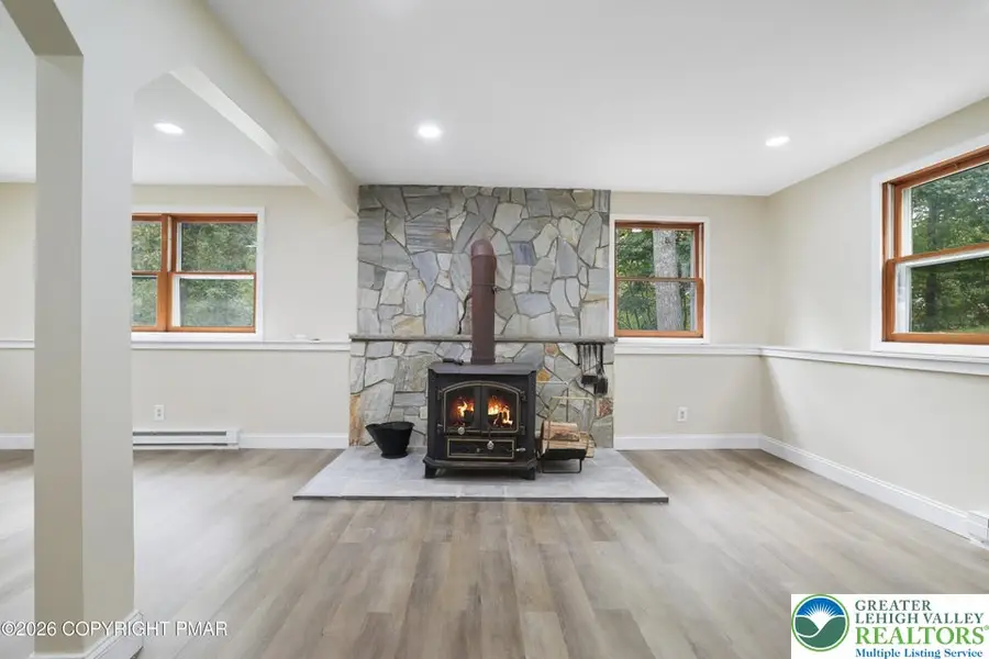 258 Clubhouse Drive, East Stroudsburg, PA 18302 - #2