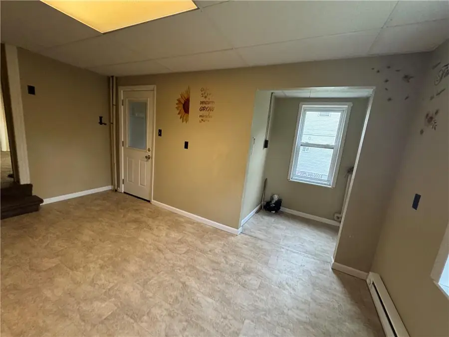 835 N 1st Street #4, Mahoning, PA 18235 - #3