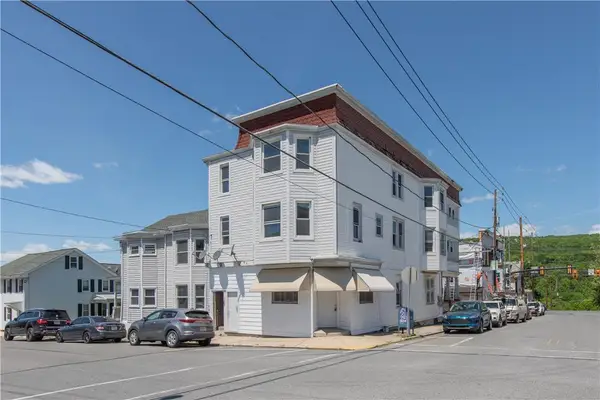 265 E Bertsch Street, Lansford, PA 18232