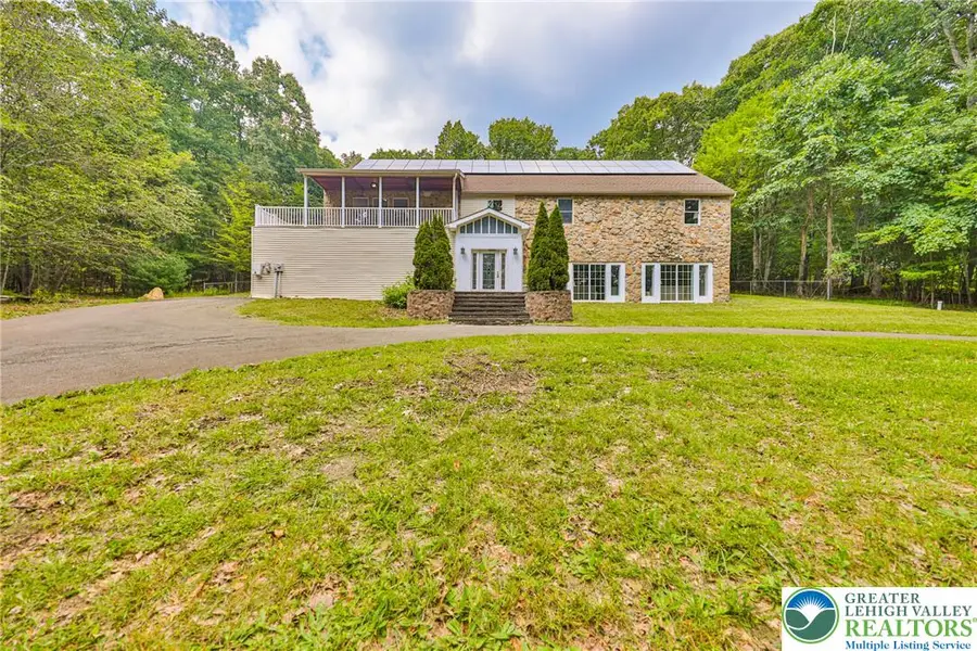 2153 Meadow Lake Road, Chestnuthill, PA 18353 - #2