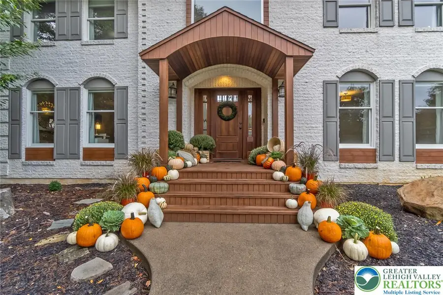 755 Yorkshire Road, Salisbury, PA 18103 - #2
