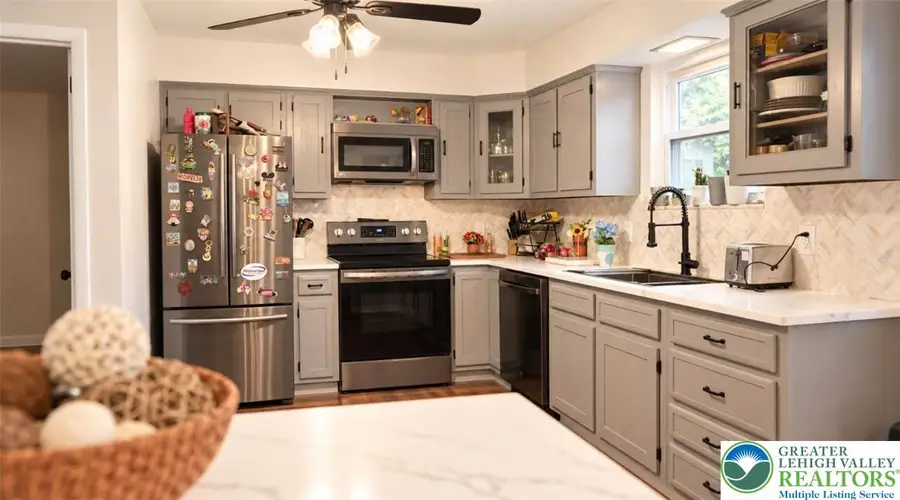 2389 Minnie Lane, South Whitehall, PA 18104 - #3