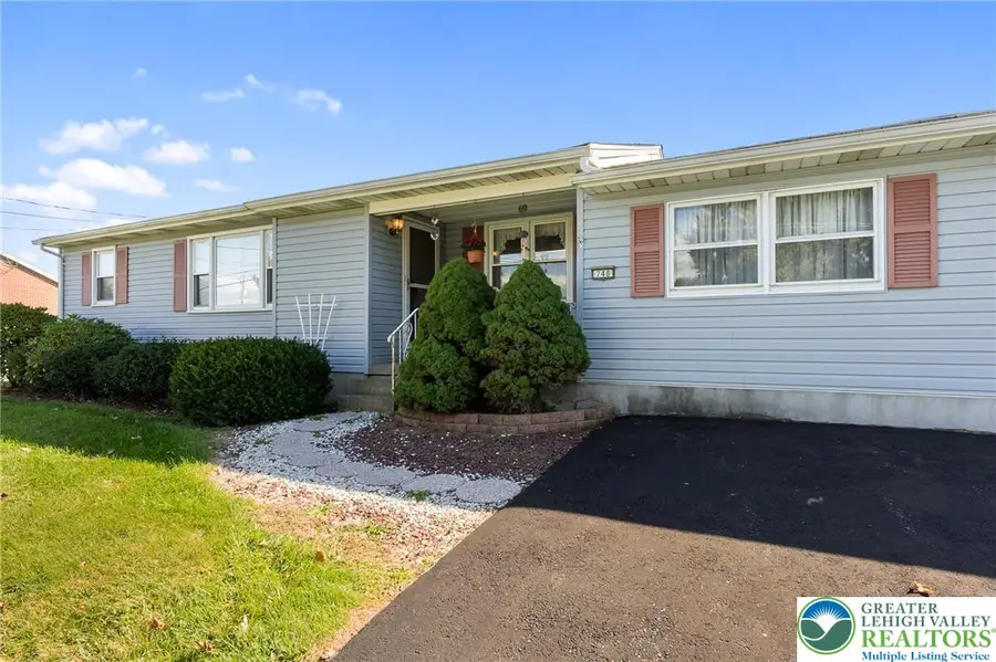 748 Prospect Street, Tatamy, PA 18085 - #2