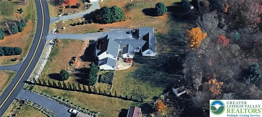 203 Terrace Drive, Chestnuthill, PA 18353 - #2