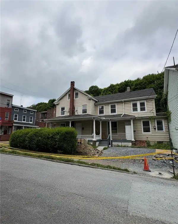 29 E Nescopec Street, Tamaqua Boro, PA 18052