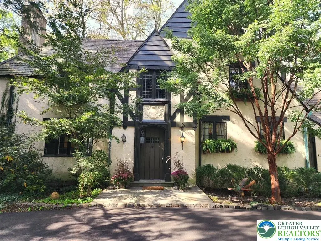 2929 Center Street, Bethlehem, PA 18017 - #1