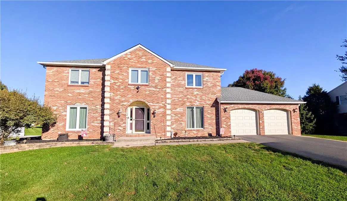 5045 Country Top Trail, Bethlehem, PA 18020 - #1