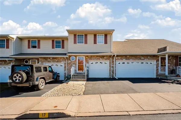 17 Saratoga Court, Easton, PA 18040