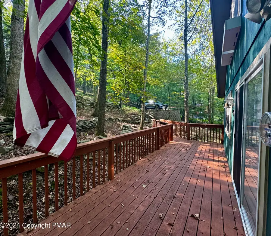 167 Dorchester Drive, Bushkill, PA 18324 - #3