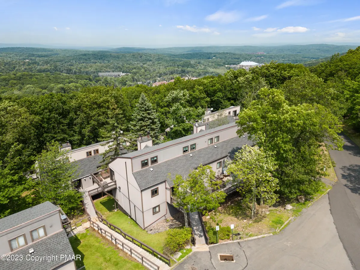 115 Cross Country Lane, Tannersville, PA 18372 - Image #1