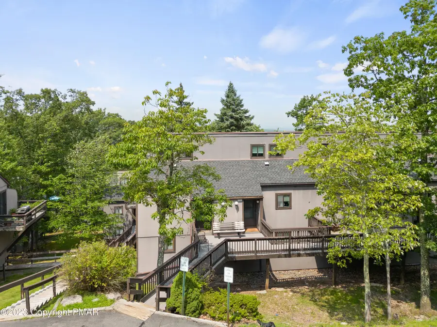 115 Cross Country Lane, Tannersville, PA 18372 - Image #3