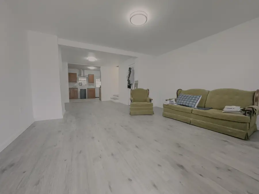 206 W Main St Street, Tremont, PA 17981 - Image #3