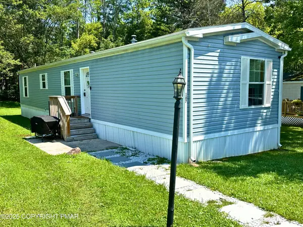 187 Creekside Manor Drive, Lehighton, PA 18235