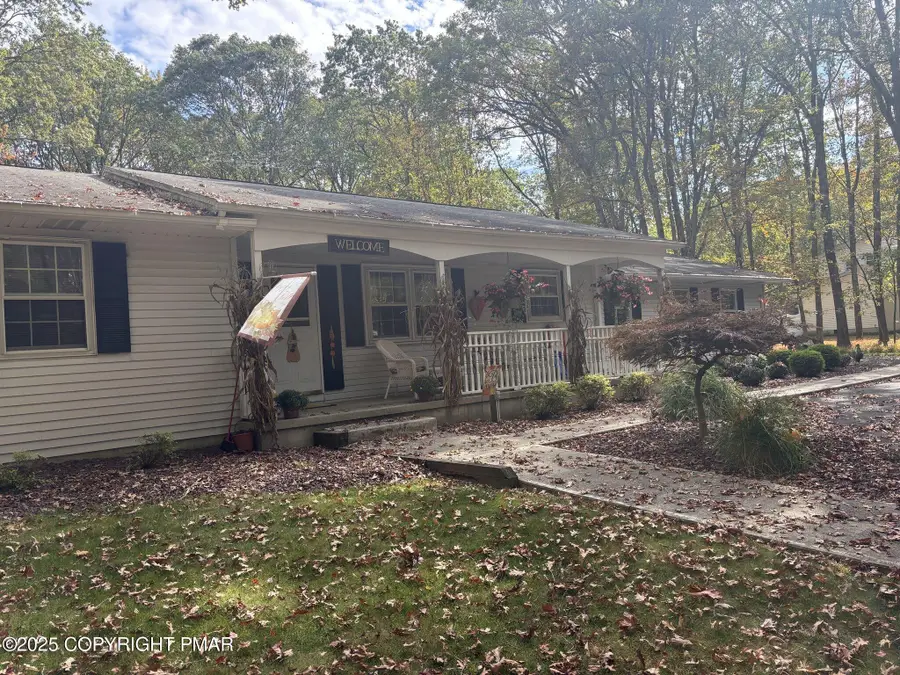 254 Blackthorn Drive, Saylorsburg, PA 18353 - Image #3