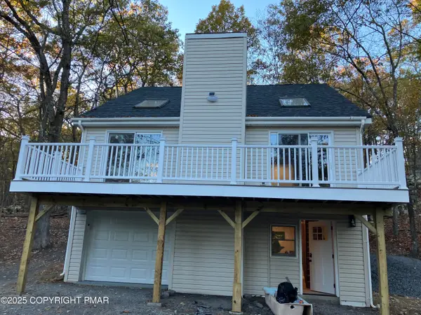 2096 Scarborough Way, Bushkill, PA 18324