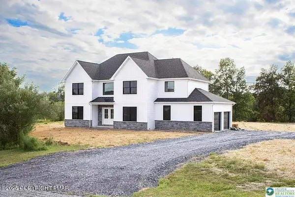 44 Regency, Brodheadsville, PA 18322