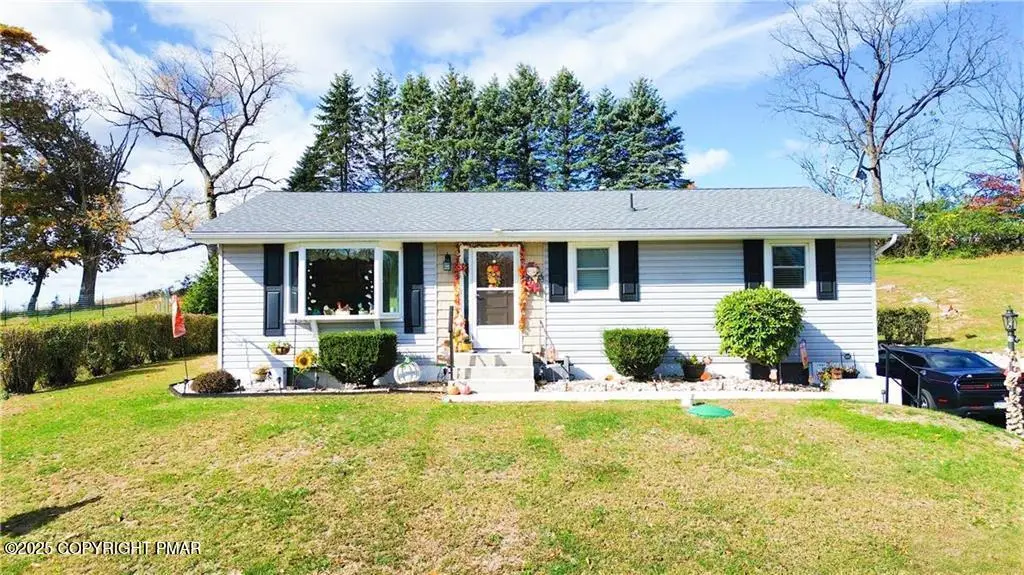 6860 Mill Creek Road, Slatington, PA 18080 - Image #1