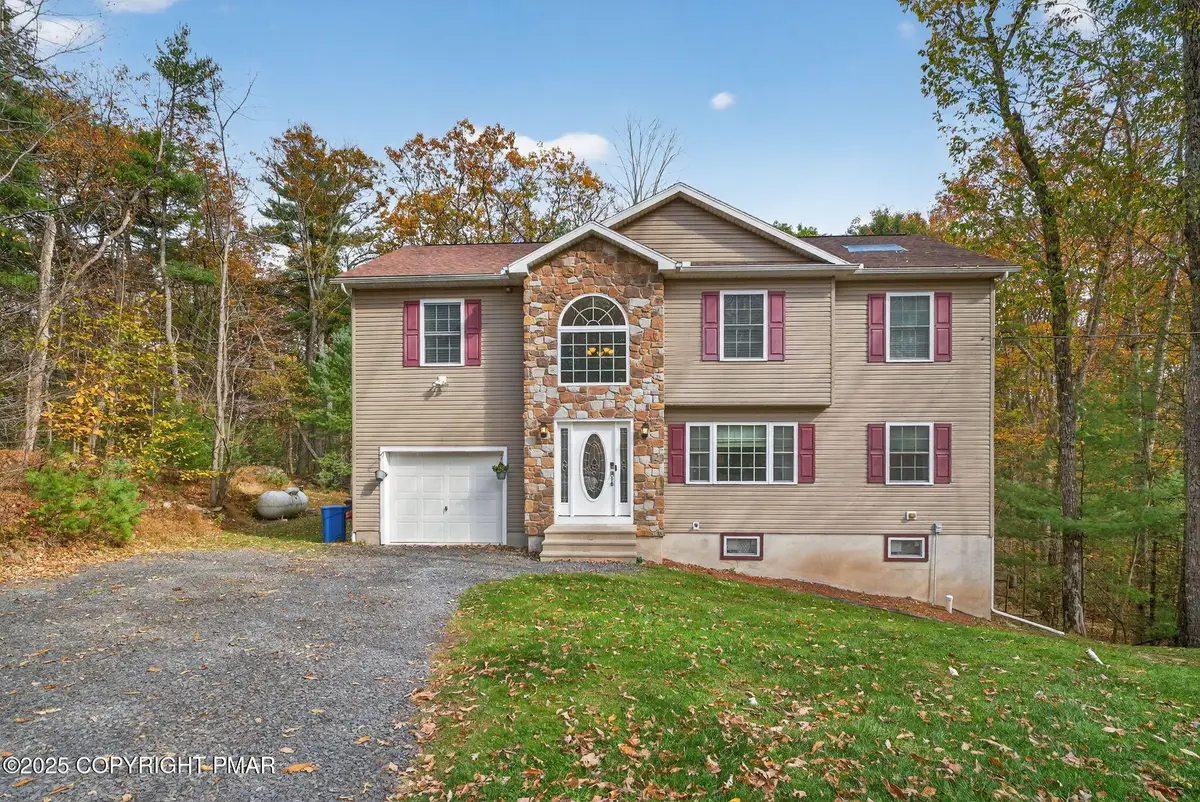 2541 Penn Hills Drive, Bartonsville, PA 18321 - Image #1