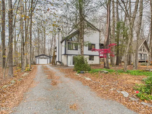 119 Chitimacha Drive, Pocono Lake, PA 18347