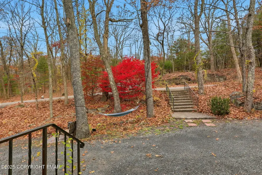 1247 Chateau Drive, East Stroudsburg, PA 18302 - Image #2