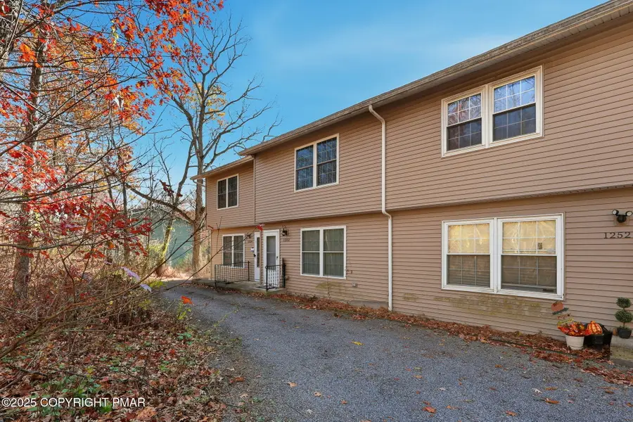 1253 Chateau Drive, East Stroudsburg, PA 18302 - Image #2