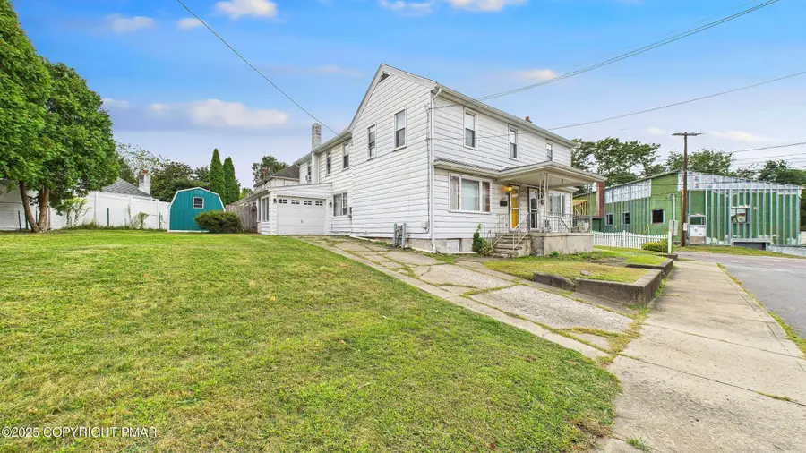 827 Luzerne Avenue, West Pittston, PA 18643 - Image #2