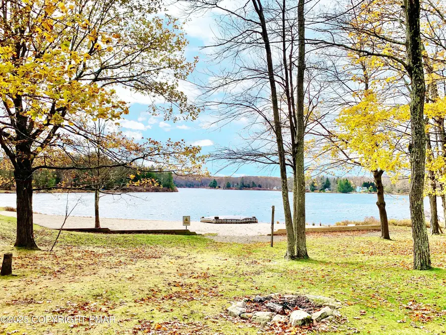 111 Lake In The Clouds Road, Canadensis, PA 18325 - Image #3