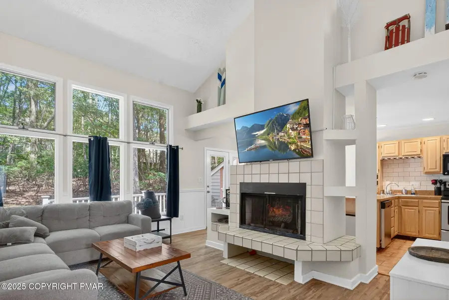 79 Laurelwoods Drive, Lake Harmony, PA 18624 - Image #3