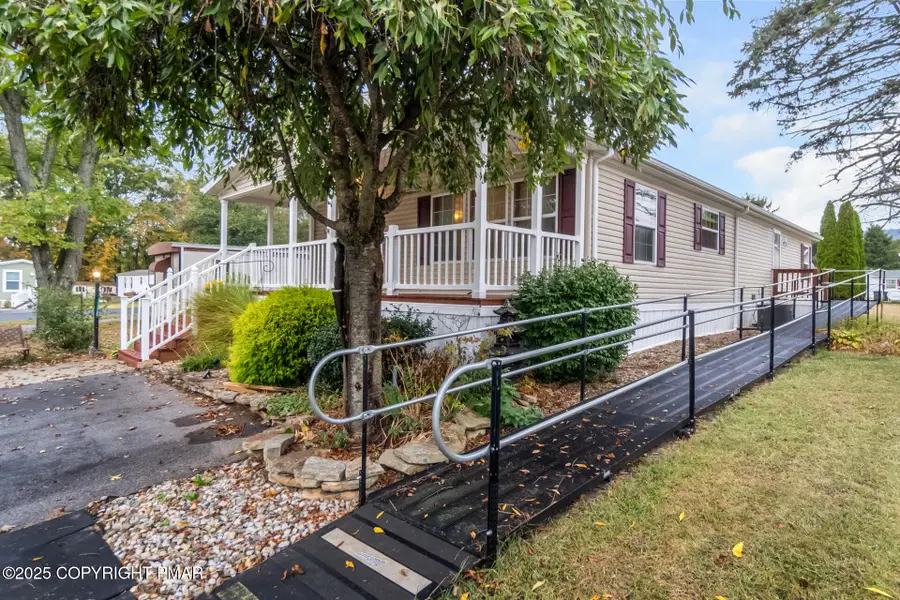 32B Derose Street, Walnutport, PA 18088 - Image #2