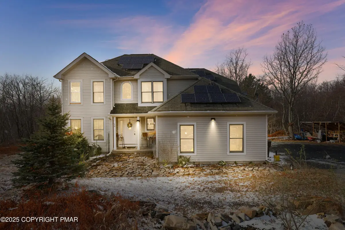 1392 Whispering Hills Court, Effort, PA 18330 - Image #1
