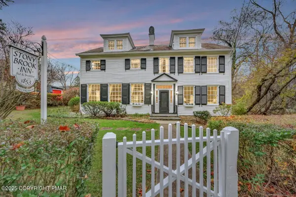 102 Worthington Avenue, Shawnee On Delaware, PA 18356