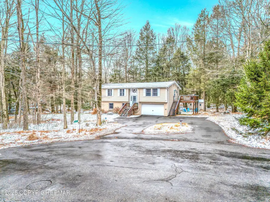 903 Sir Lionel Court, Pocono Lake, PA 18347 - Image #2