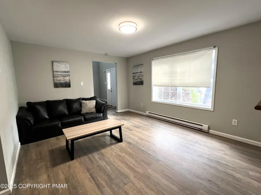 6098 Boardwalk Drive, Tobyhanna, PA 18466 - Image #3